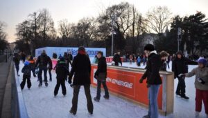 camino y pista de hielo